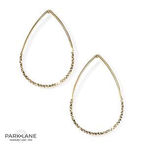 Park Lane | “Almond” Earrings | Gold